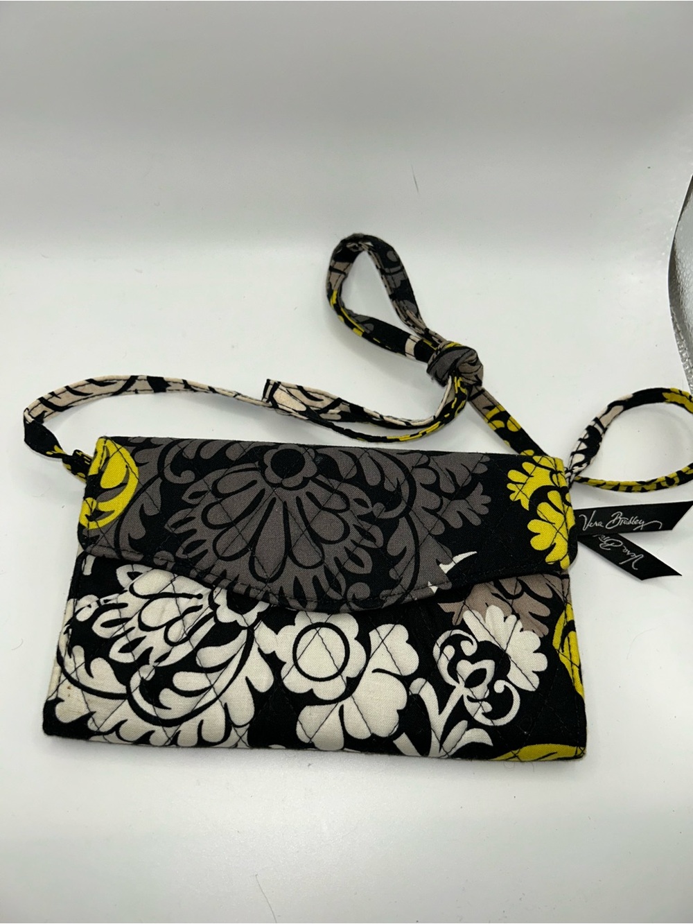Vera Bradley baroque crossbody wallet